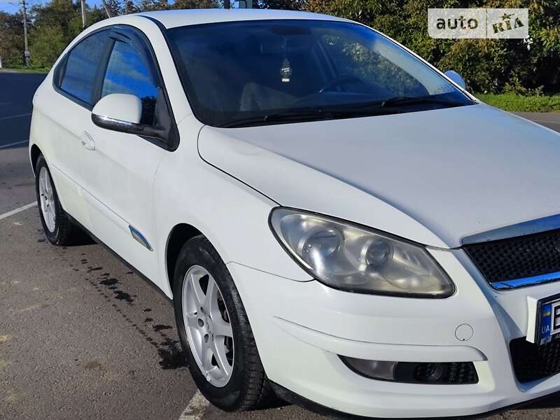 Седан Chery M11 2011 в Килии