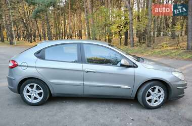 Седан Chery M11 2011 в Вараші