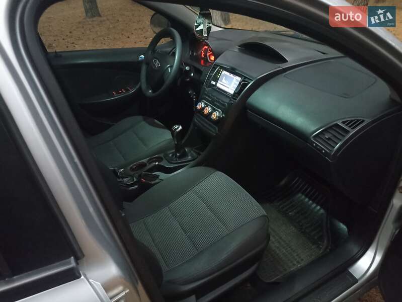 Седан Chery M11 2010 в Сумах