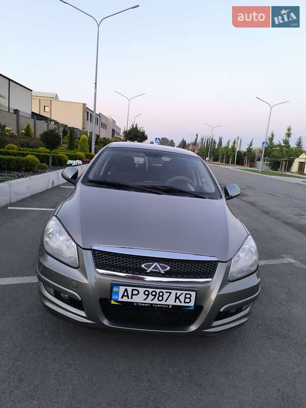 Седан Chery M11 2010 в Запоріжжі