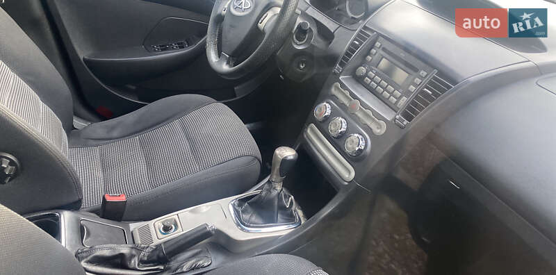 Седан Chery M11 2012 в Львове