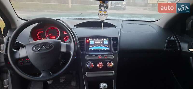 Седан Chery M11 2011 в Нетешине