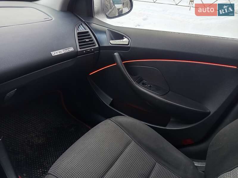 Седан Chery M11 2011 в Чернигове