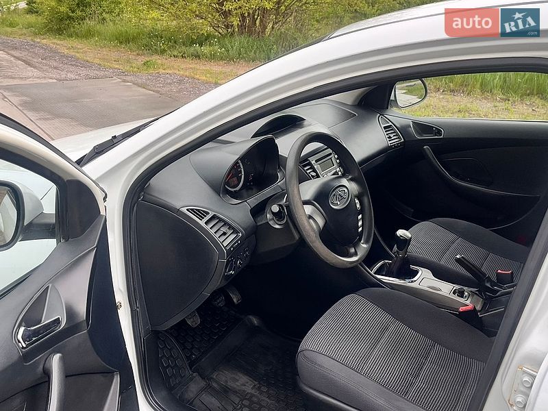 Седан Chery M11 2012 в Кременчуге