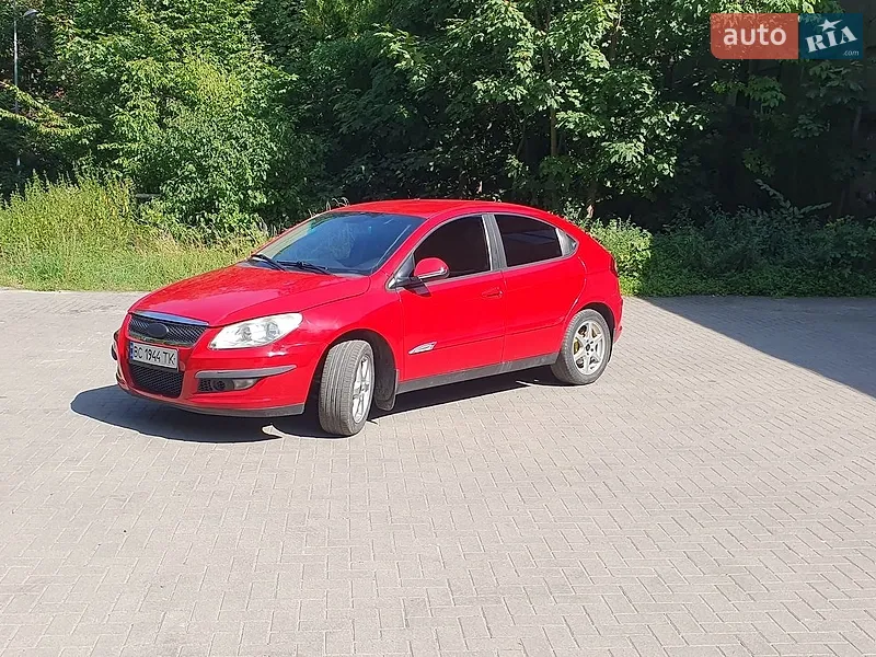 Chery M11