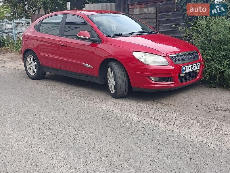 Седан Chery M11 2010 в Бородянке