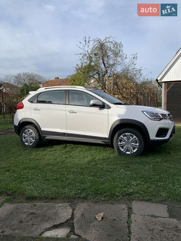 Позашляховик / Кросовер Chery Tiggo 2 2021 в Ужгороді