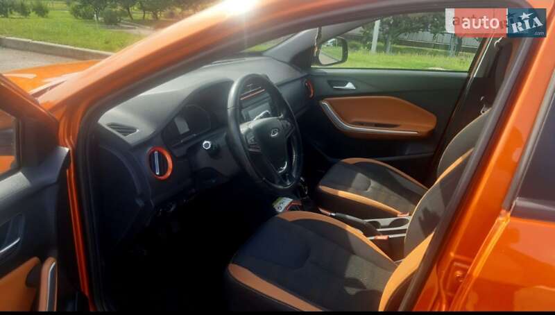 Внедорожник / Кроссовер Chery Tiggo 2 2017 в Млинове