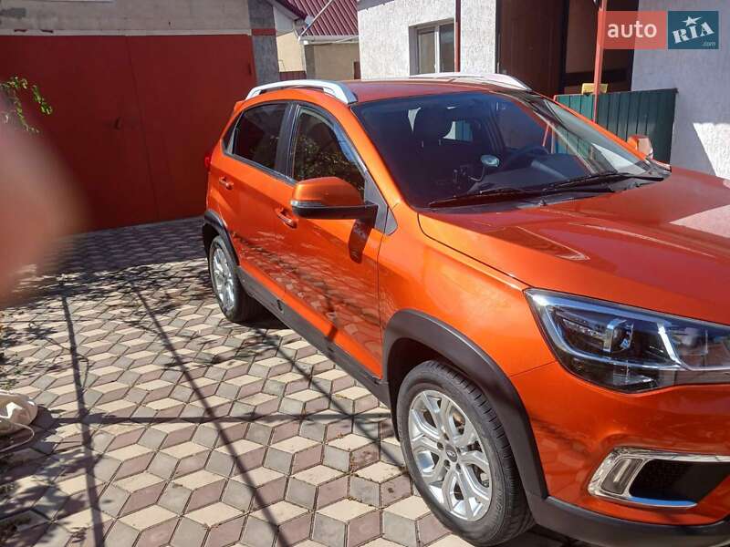 Позашляховик / Кросовер Chery Tiggo 2 2018 в Южному