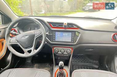 Внедорожник / Кроссовер Chery Tiggo 2 2017 в 