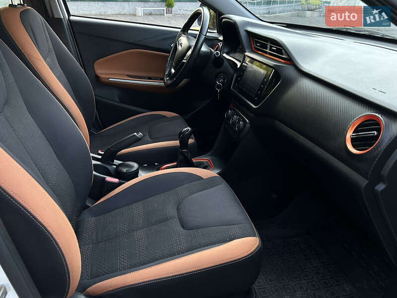 Внедорожник / Кроссовер Chery Tiggo 2 2019 в Николаеве