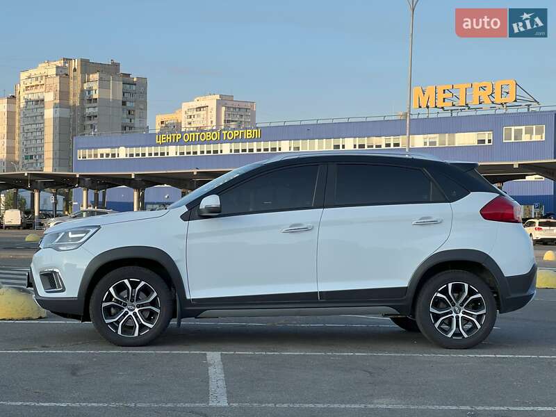 Внедорожник / Кроссовер Chery Tiggo 2 2020 в Киеве