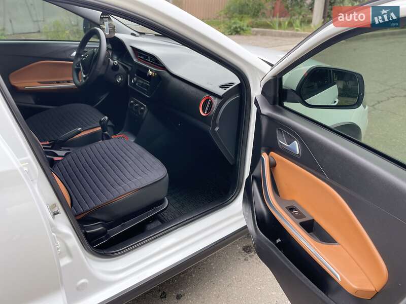Внедорожник / Кроссовер Chery Tiggo 2 2020 в Харькове