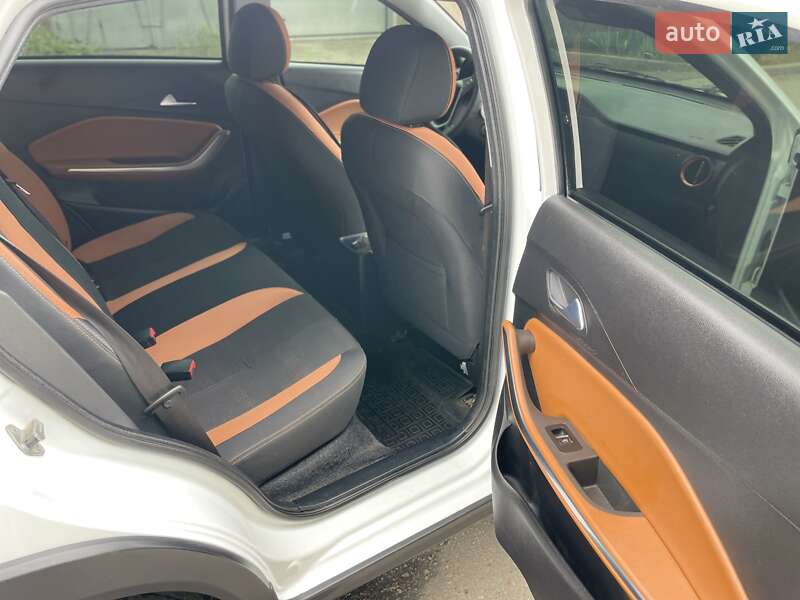 Внедорожник / Кроссовер Chery Tiggo 2 2020 в Харькове
