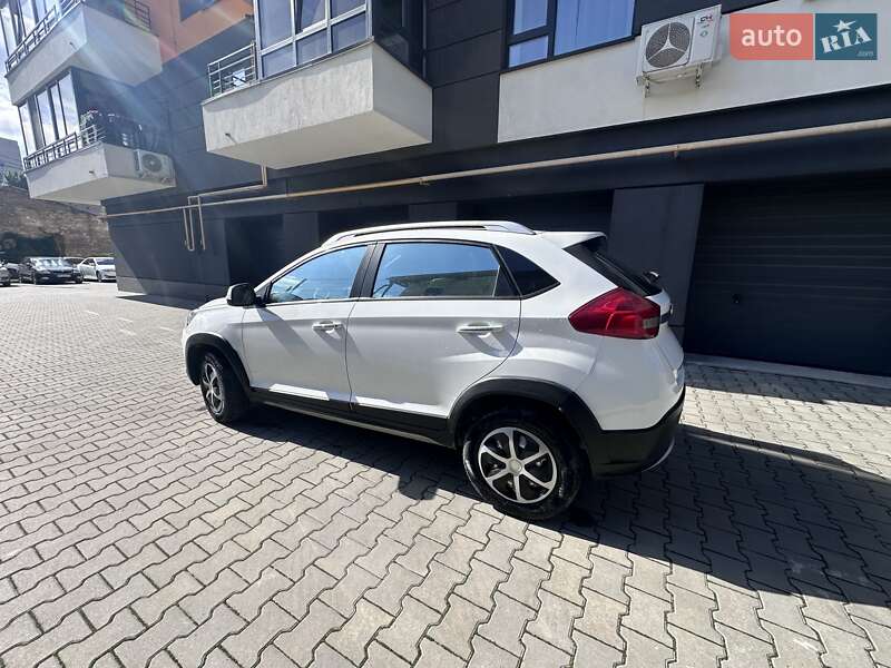 Внедорожник / Кроссовер Chery Tiggo 2 2021 в Тернополе