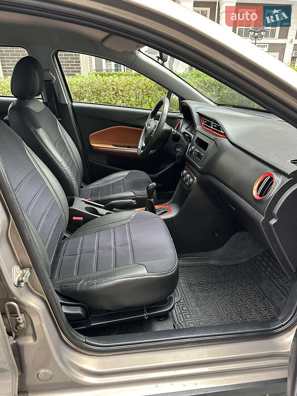 Внедорожник / Кроссовер Chery Tiggo 2 2020 в Киеве