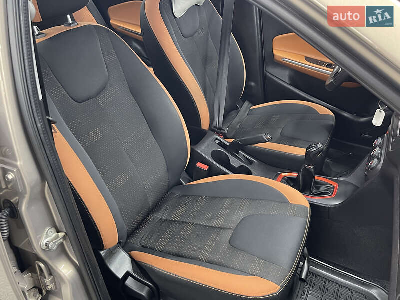 Позашляховик / Кросовер Chery Tiggo 2 2019 в Харкові фото 17 Позашляховик / Кросовер Chery Tiggo 2 2019 в Харкові