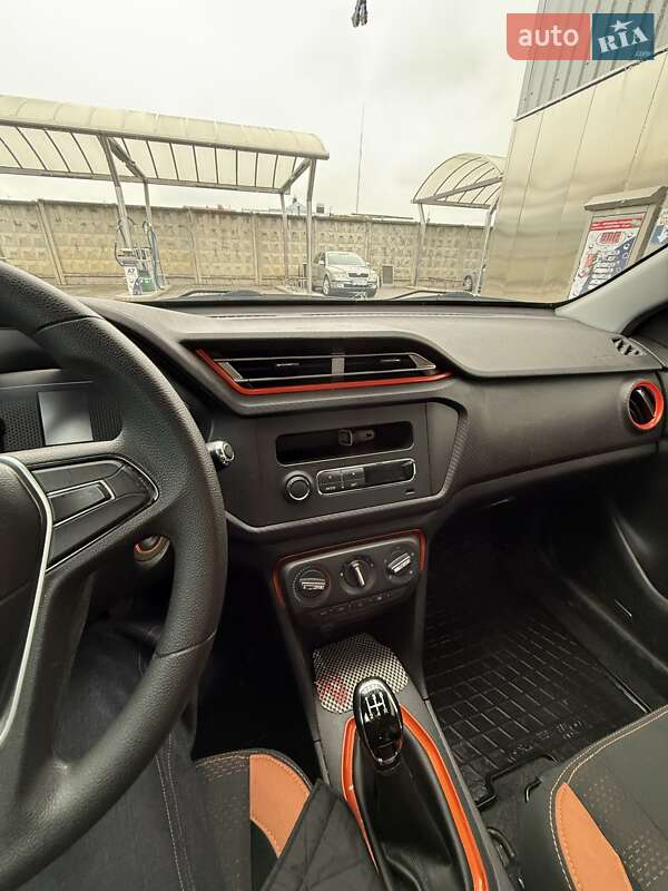 Внедорожник / Кроссовер Chery Tiggo 2 2020 в Хмельницком