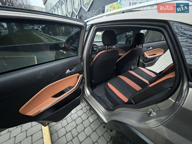 Внедорожник / Кроссовер Chery Tiggo 2 2021 в Хмельницком