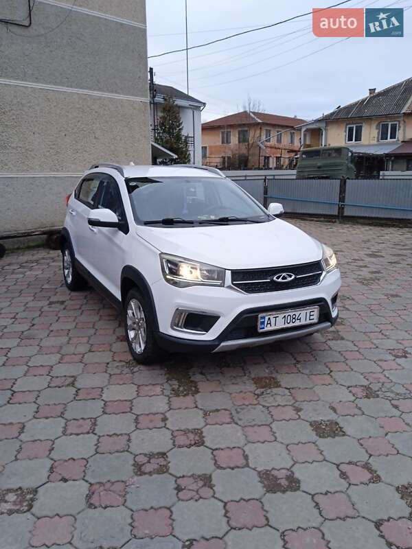 Внедорожник / Кроссовер Chery Tiggo 2 2017 в Львове