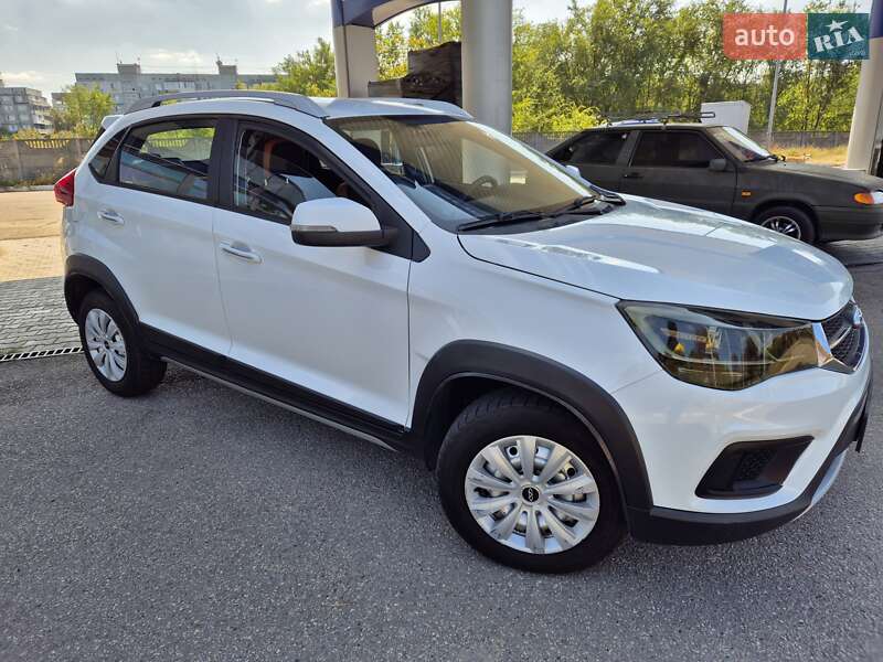 Внедорожник / Кроссовер Chery Tiggo 2 2019 в Запорожье