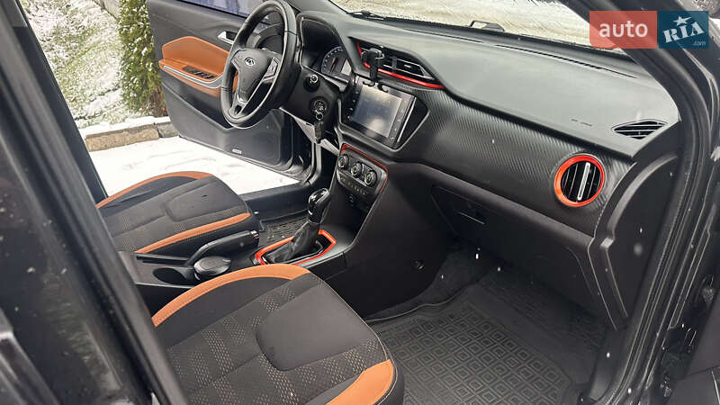 Внедорожник / Кроссовер Chery Tiggo 2 2018 в Киеве фото 33 Внедорожник / Кроссовер Chery Tiggo 2 2018 в Киеве