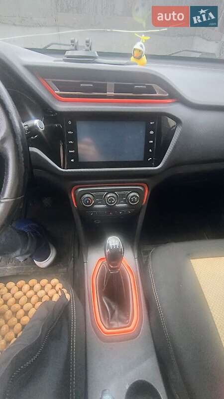 Внедорожник / Кроссовер Chery Tiggo 2 2017 в Черкассах