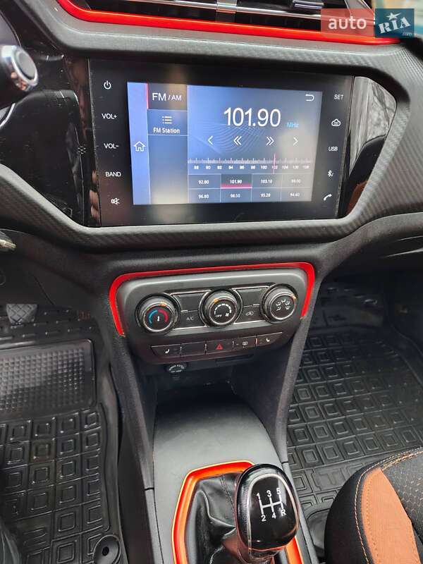 Позашляховик / Кросовер Chery Tiggo 2 2017 в Києві