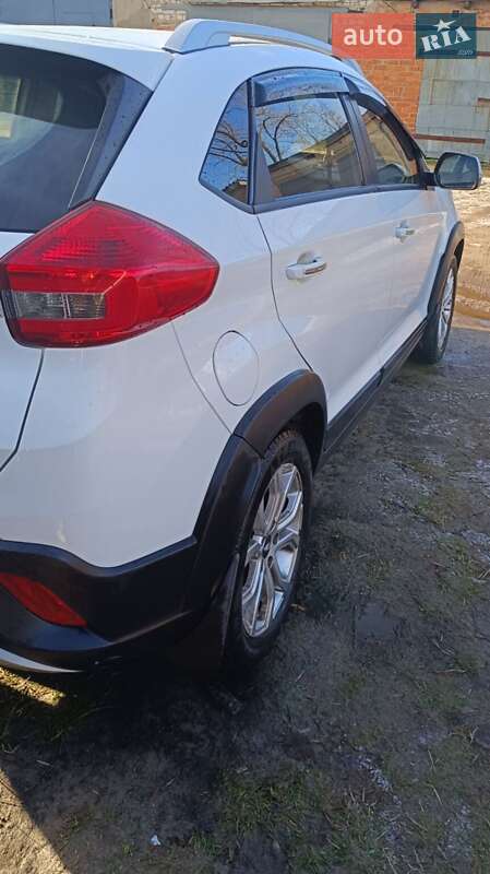 Внедорожник / Кроссовер Chery Tiggo 2 2018 в Шостке