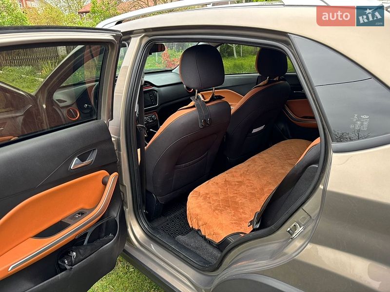 Внедорожник / Кроссовер Chery Tiggo 2 2019 в Киеве