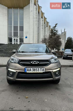 Позашляховик / Кросовер Chery Tiggo 3 2018 в 