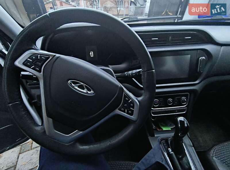 Внедорожник / Кроссовер Chery Tiggo 3 2018 в Львове