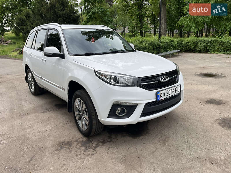 Внедорожник / Кроссовер Chery Tiggo 3 2020 в Киеве