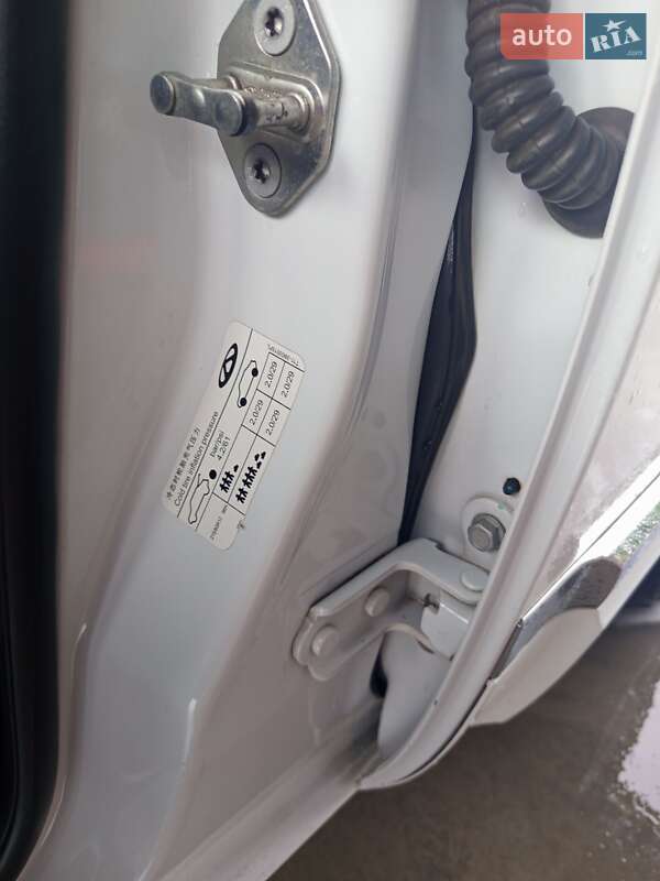 Внедорожник / Кроссовер Chery Tiggo 3 2017 в Смеле