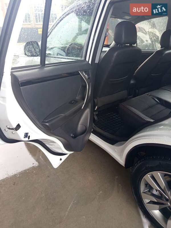 Внедорожник / Кроссовер Chery Tiggo 3 2017 в Смеле