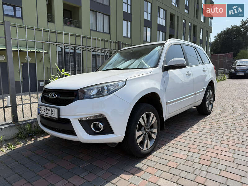 Внедорожник / Кроссовер Chery Tiggo 3 2018 в Ровно фото 2 Внедорожник / Кроссовер Chery Tiggo 3 2018 в Ровно