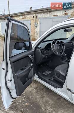 Внедорожник / Кроссовер Chery Tiggo 3 2020 в  фото 12 Внедорожник / Кроссовер Chery Tiggo 3 2020 в