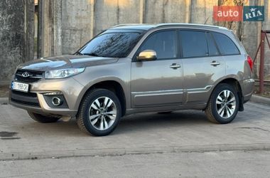 Внедорожник / Кроссовер Chery Tiggo 3 2017 в Лубнах