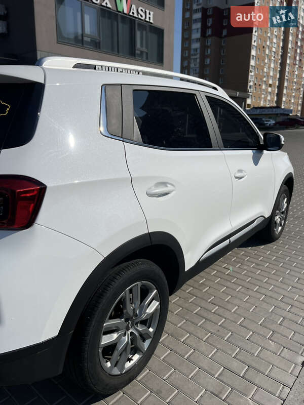Внедорожник / Кроссовер Chery Tiggo 4 2021 в Киеве
