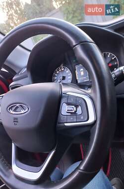 Позашляховик / Кросовер Chery Tiggo 4 2022 в 