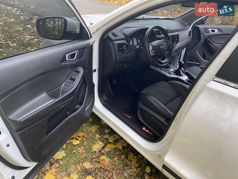 Внедорожник / Кроссовер Chery Tiggo 4 2021 в Ровно