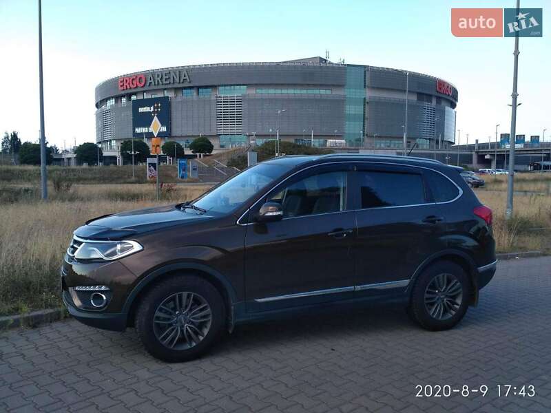 Внедорожник / Кроссовер Chery Tiggo 5 2017 в Кривом Роге