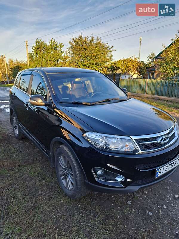 Внедорожник / Кроссовер Chery Tiggo 5 2016 в Радомышле