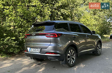 Позашляховик / Кросовер Chery Tiggo 7 Pro 2022 в 