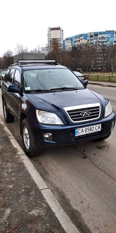 Позашляховик / Кросовер Chery Tiggo 2008 в 