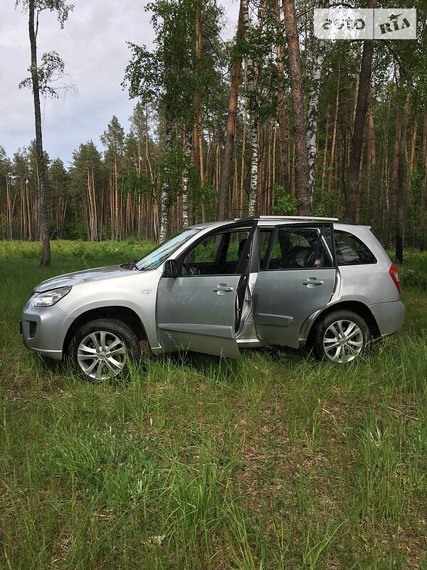 Внедорожник / Кроссовер Chery Tiggo 2014 в Киеве фото 4 Внедорожник / Кроссовер Chery Tiggo 2014 в Киеве