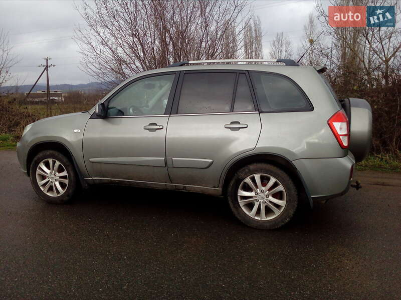 Внедорожник / Кроссовер Chery Tiggo 2014 в Ужгороде