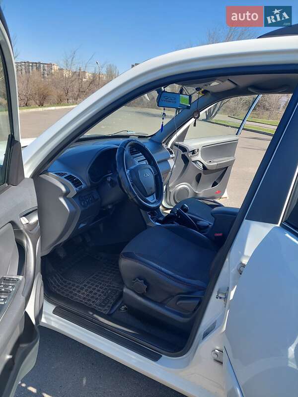 Позашляховик / Кросовер Chery Tiggo 2014 в Кривому Розі