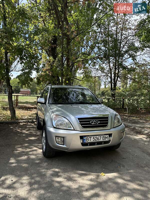 Внедорожник / Кроссовер Chery Tiggo 2010 в Чернигове