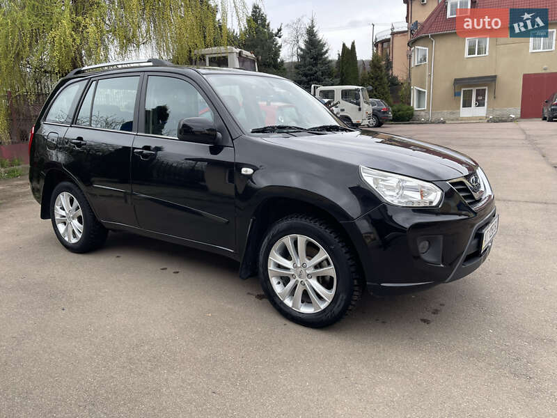 Внедорожник / Кроссовер Chery Tiggo 2014 в Ужгороде